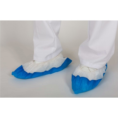 Peuco Cubre zapato antideslizante con suela CPE protección desechable médica. Pack 100 ud